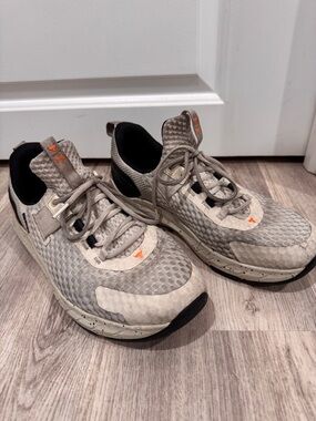 Under Armour Training Sneakers Men’s Size 11.5 Gray Orange Athletic Gym Shoes